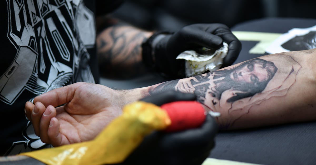 Aftercare Steps for Blackwork Tattoos: Protecting Bold Statements